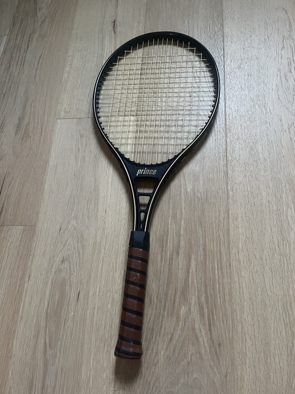 Vintage 1983 Prince Graphite Pro Tennis Racquet 4 1/2 Leather Grip EUC! VTG 80s